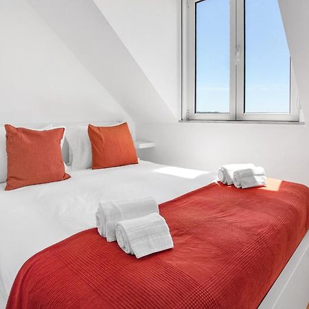 Brand New River View Apartment Belem - 1 Bedroom, A/C Лиссабон Экстерьер фото