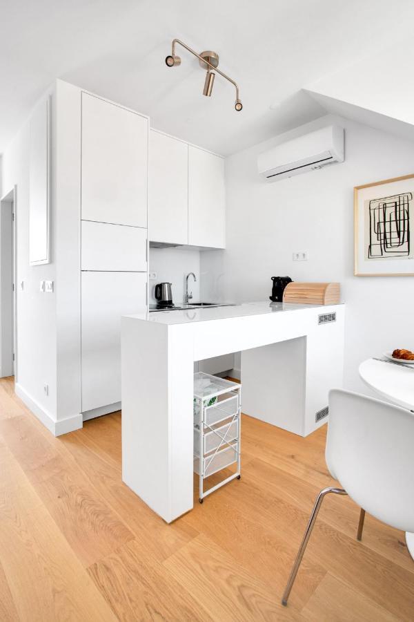 Brand New River View Apartment Belem - 1 Bedroom, A/C Лиссабон Экстерьер фото